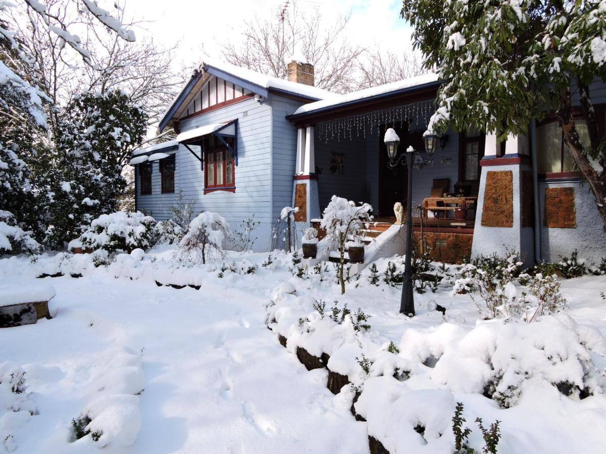 Kubba Roonga Guesthouse - Boutique Luxury Spa Retreat & Gardens - Blue Mountains Blackheath Exterior photo