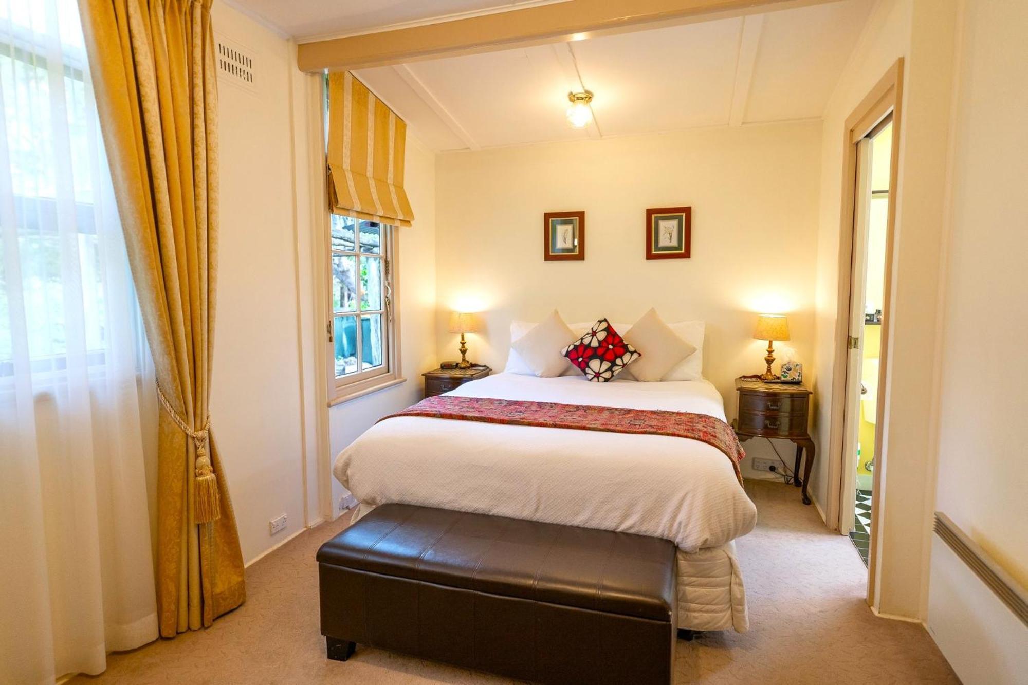 Kubba Roonga Guesthouse - Boutique Luxury Spa Retreat & Gardens - Blue Mountains Blackheath Exterior photo