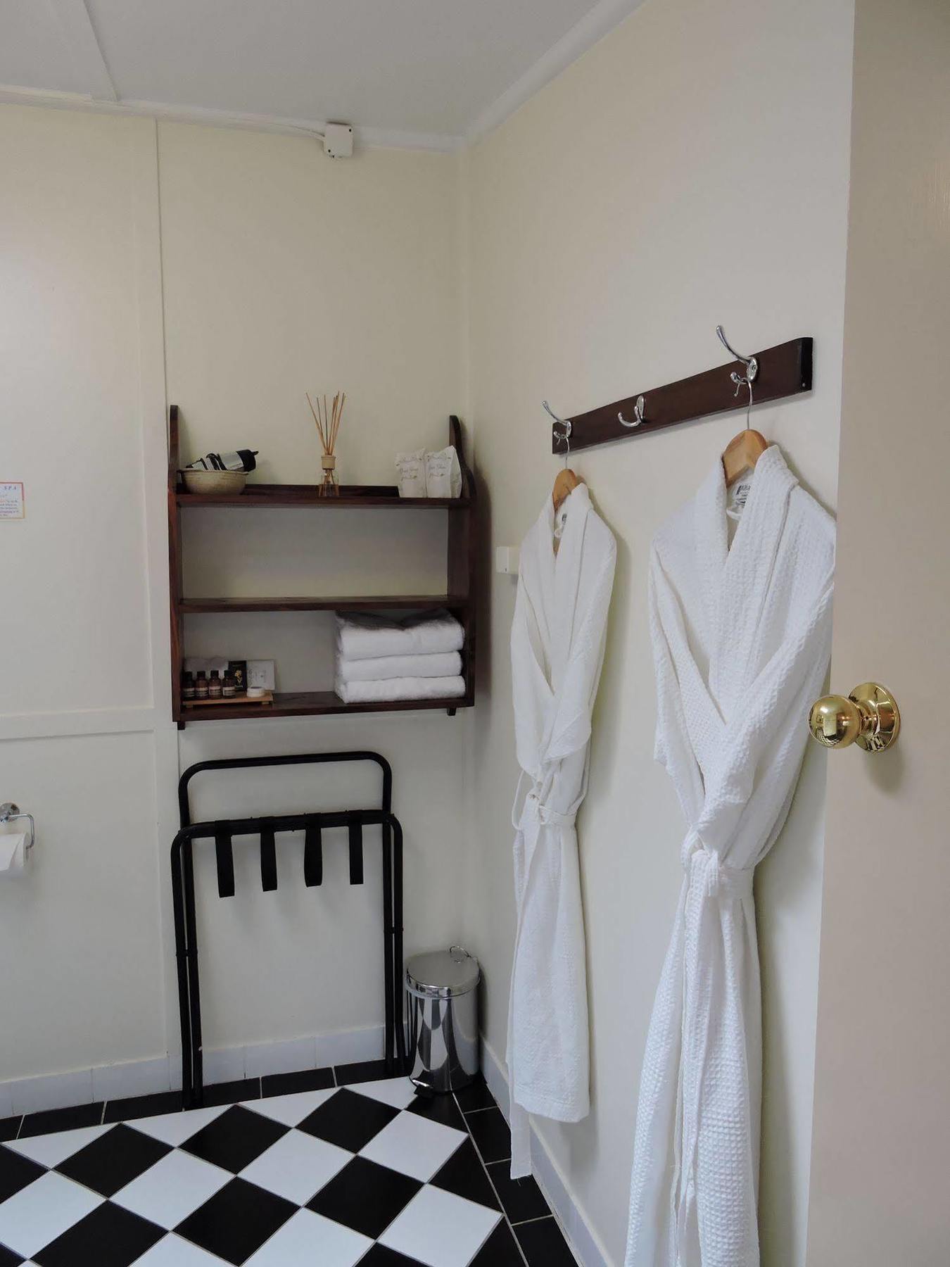 Kubba Roonga Guesthouse - Boutique Luxury Spa Retreat & Gardens - Blue Mountains Blackheath Exterior photo